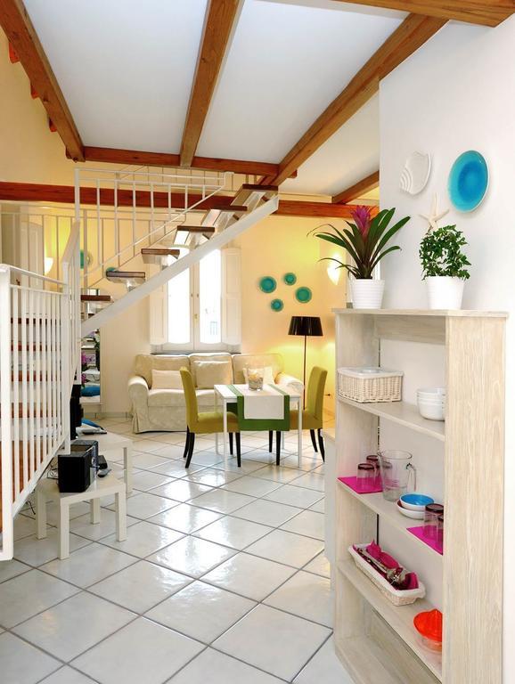 Loft Apartments By Amalfivacation Room photo