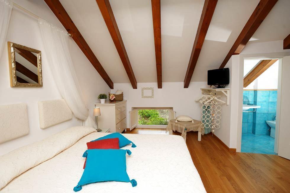 Loft Apartments By Amalfivacation Room photo